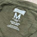 Tailgate  Midwest Coast Olive Green Blue Red Graphic Tee Medium EUC Photo 2