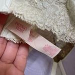 Victoria's Secret Vintage Dream Angels Lined Demi White Pearl Sheen Lace Bra 32DD Photo 5