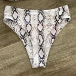 SheIn two piece strapless bandeau bikini snakeskin animal print white medium Photo 1