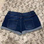 Serra  Jean Shorts Photo 3