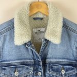 Hollister Women’s Size M Faux Shearling Lined Denim Jacket, Blue Photo 5
