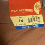 Weatherproof NWT Cuffed Brown Capri Pants Size 14 Photo 1