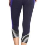 Athleta Chaturanga Leggings S Flow Stripe Cropped Blue Mid Rise Tight Size Capri Photo 7