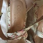 Coconuts by Matisse Womens Jean Floral Platform Sandals 4 Inch Wedge Heel SZ 10 Photo 2