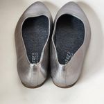 Dr. Scholls  Aston Pewter Metallic  Flats Size 9 wide Photo 5