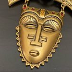 Vintage AVON African Tribal Mask Face Rhinestones Brooch Photo 8