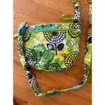 Vera Bradley  Quilted Crossbody Bag Limes Up 🍋🟩Floral Pattern‎ Adjustable Strap Photo 3