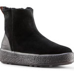 NWT Women's Cougar Broom Waterproof Lambskin Lining Bootie in Black size 9 Photo 0