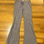 Aritzia  sweatpants  Photo 0
