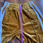 Fair Focus Velour Track Pants Heavyweight Ankle Zip Gold and White Tan Size M Photo 7