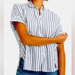 Madewell  Mira Women’s striped boxy button down top. Blue & white stripes, Small Photo 0