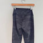 Alo Yoga  Camo Leggings Small Photo 5