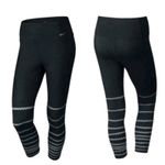 Nike Women's Leggings Legend Burnout Tight Fit Training Capri's Black Size XS Photo 2