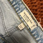 Abercrombie & Fitch 90s Straight Ultra High Rise Jeans Photo 3
