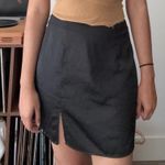 Topshop  Black Mini Skirt Women's Size US 8 Above‎ Knee Slit Front Satin Photo 1