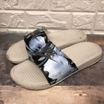 Nike  white blue floral slides‎ sandals size 10 Photo 0