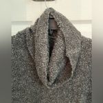 American Eagle Sweater Photo 1