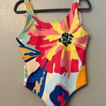 Loony Legs One Photo 2