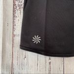 Athleta Contender 2 in 1 Skirted Skort Capri. Size Small. Excellent Condition. Photo 2