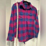 Attention  Women’s Electric Hot Pink Blue Plaid Flannel Button Down Size Small Photo 3