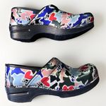 Dansko ‎ Professional Clogs Multi-Colored Abstract Design Red Hearts - (40) 9.5 Photo 2