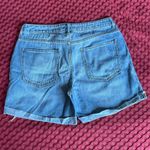 Forever 21  Boyfriend Distressed Denim Shorts | Blue | Size 28 Women’s  Photo 1