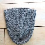 Everlane  Women's EUC Gray Wool Beanie Hat Photo 0