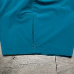 Mountain Hardwear  Mid Rise Nylon Stretch Hiking Casual Shorts Teal Blue Size M Photo 4