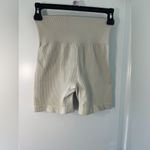 OQQ Spandex Nylon Beige Ribbed Yoga ActiveWear Casual Fitted Stretch Shorts Sz S Photo 3