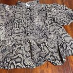 Live 4 Truth Women’s Top Shirt Black Cream White Boa Snake Animal Print Sz XL Photo 10