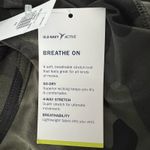 Old Navy Active Shirt Womens XS Green Camouflage Cropped Breathe On Workout Gym Photo 7