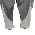 Athleta  Gray Capri Leggings Workout Activewear Pockets Size MT Photo 2