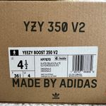 Yeezy 350 Boost V2 Photo 2