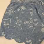 Old Navy  Floral Blue and white Women's Shorts size small Photo 6