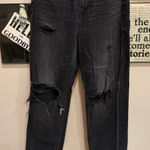 American Eagle  Jeans Mom Distressed High-Rise Photo 0