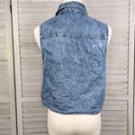 Forever 21  Acid Wash Denim Look Cropped Button Down Tank Top-Medium Photo 1