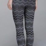Lululemon Women’s Ebb to Street Chevron Leggings Size 6 Photo 7