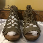 Earth Spirit Women's Kendra Wedge Sandals size 8 Photo 0