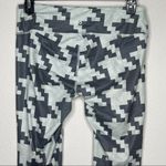 Alo Yoga ‎ Houndstooth Pants Photo 2