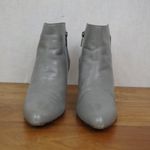 Brooks Brothers Ladies' Grey Leather Heeled Ankle Boots 9 Photo 8