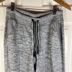 Athleta Rare Grey Black Marled Jogger Cropped Pull on Track Pant Size Small Photo 1