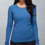 Lululemon  Swiftly Tech Long Sleeve Top Size 8 Thumbholes Blue Photo 0