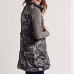 Anorak Camo The New Nylon Down Vest Size Small Green Photo 1