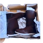 Crocs NWT  Womens Adela Foldover Fuzz Snow Boot Size 6 Mahogany Khaki Suede Photo 6