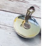 Vintage Clip On Earrings Photo 3