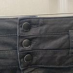 Refuge FINAL MARKDOWN Ladies  shorts 4 Photo 2