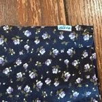 Levi's Levi’s Floral Crop Top Navy Blue cap Sleeve Cotton Size L Photo 2