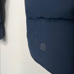 Lululemon  Just Enough Puff Jacket Inkwell Blue Goose Down Women’s 6 Photo 5