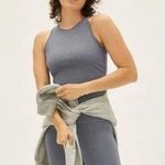 Everlane The Perform Tank Photo 0
