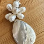 Freshwater Pearl Flower Mother of Pearl Teardrop Necklace Photo 7